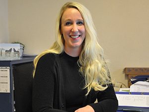 Miranda Lagemaat, secretaresse, m.lagemaat@ceb-overijssel.nl