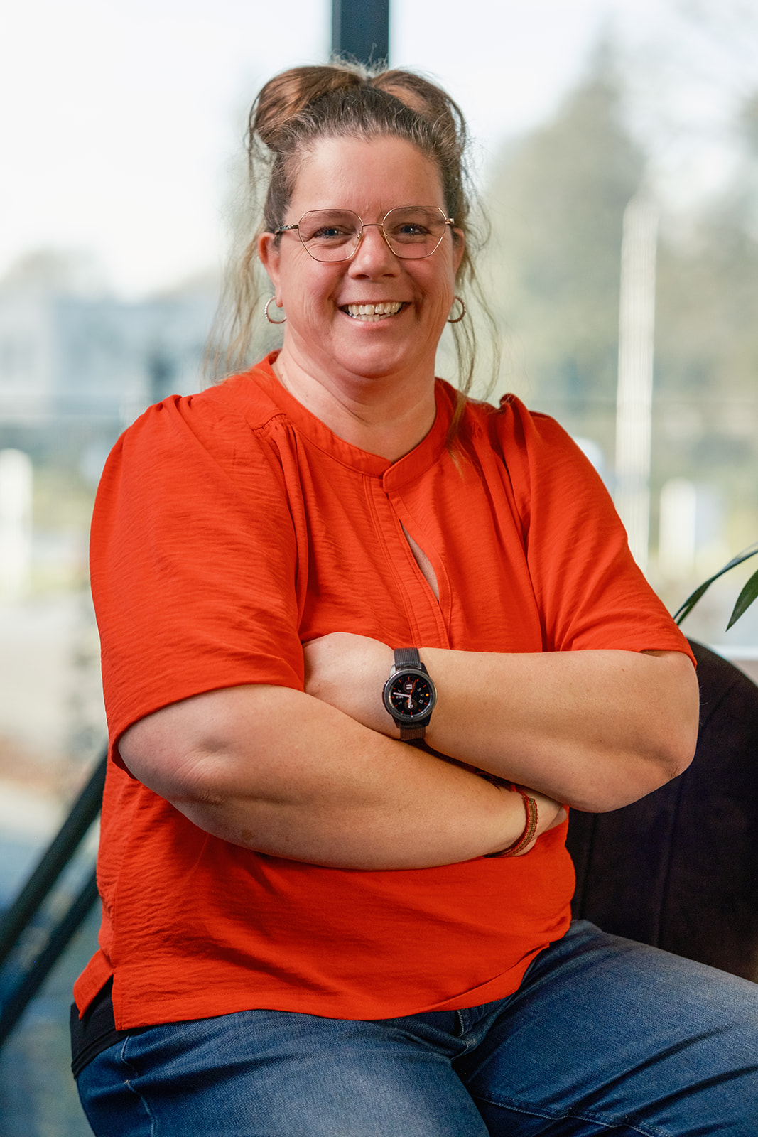 Marianne Hengeveld, secretaresse, m.hengeveld@ceb-reusen.nl